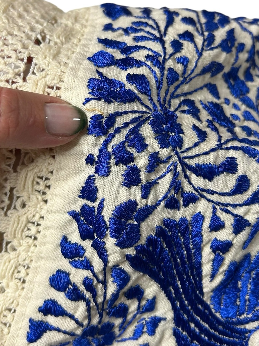 Vintage Handmade Oaxaca Embroidered Bird Huipil Boho Cotton Top - Picture 12 of 15